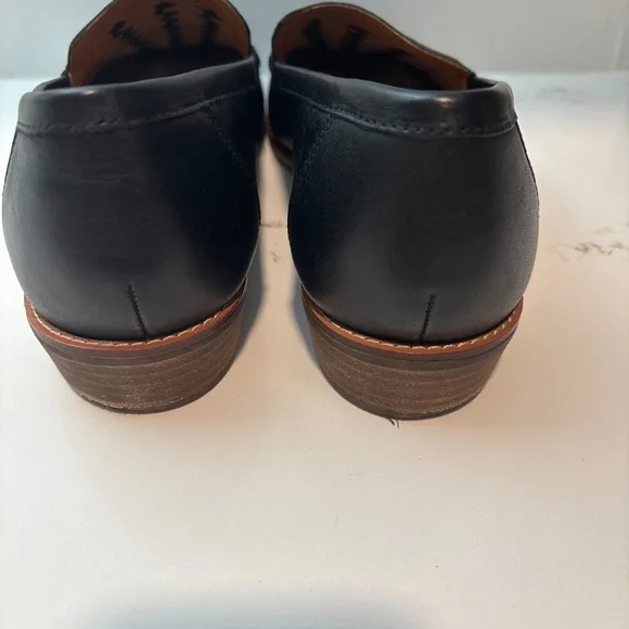 Preowned Earth Women's, Elona Loafer Size 11 - Picture 8 of 9